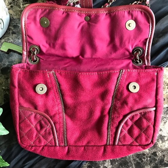 🎉 3 for $25 🎉 Red Faux Suede Purse Chain Handles - Picture 2 of 6